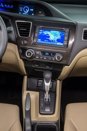 Cận cảnh xe Honda Civic 2013 - 18 Xe Civic 2013 phiên bản Coupe Si: